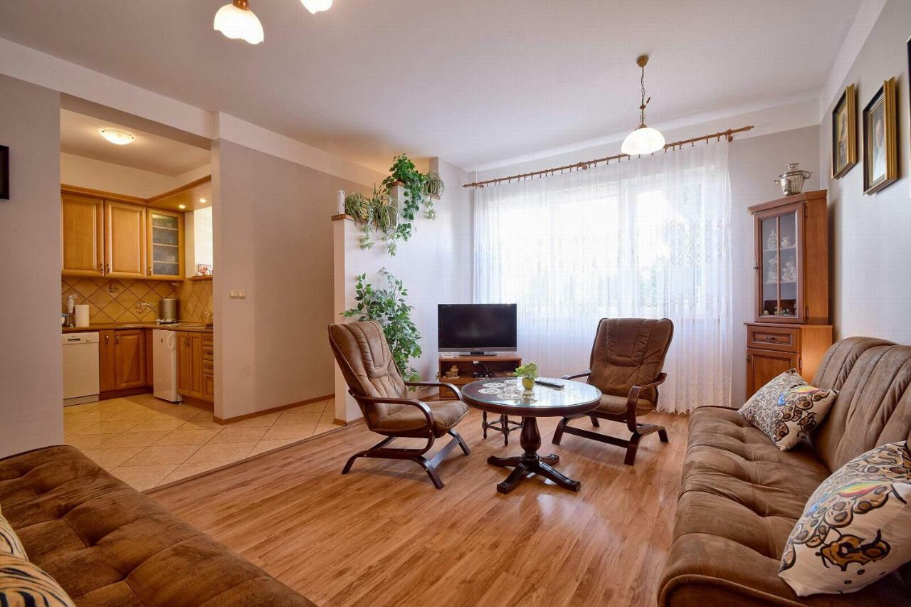 Apartament Zuzia ジビジノ エクステリア 写真